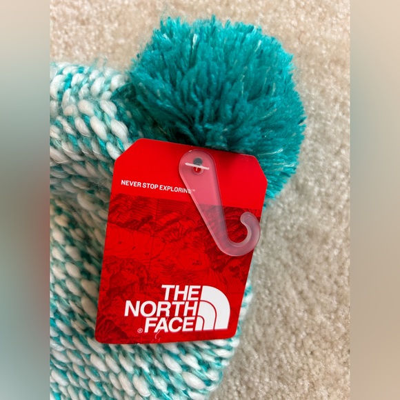 NEW! The North Face Girl's Flecka Earflap Hat Ion Blue Medium - Picture 2 of 4